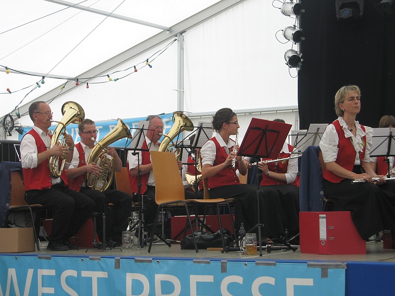 09 06 14 Auftritt MVB Sport und Kulturtage (49).JPG